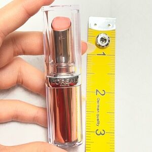 L'Oreal Paris Glow Paradise Balm-in-Lipstick, 140 Peach Charm